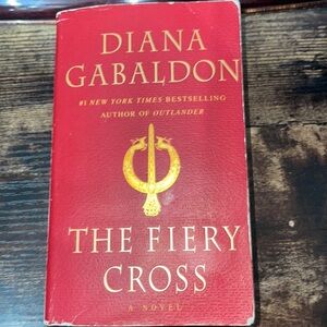 The 5th book in the Outlander series-gently used paperback edition